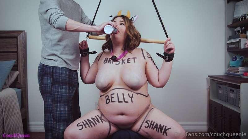 I love being his to feed and fatten and fuck 🥵  full vid: ht..