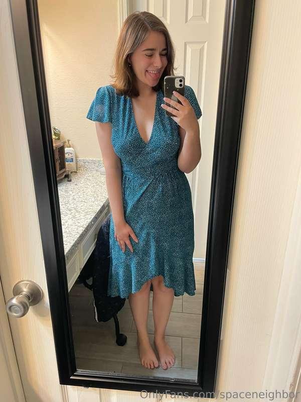 Do you think this dress is too... flashy? 😉