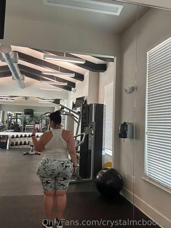 crystalmcbootay image #0