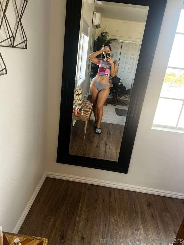 did you watch me stretch on live the other day? ARE U IN STR..