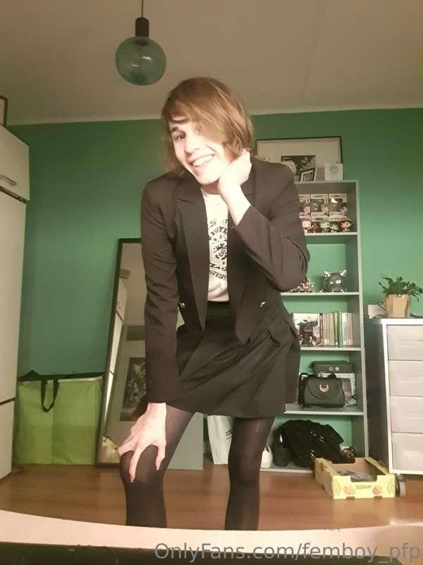 I liked my outfit today, what do you think ;3?