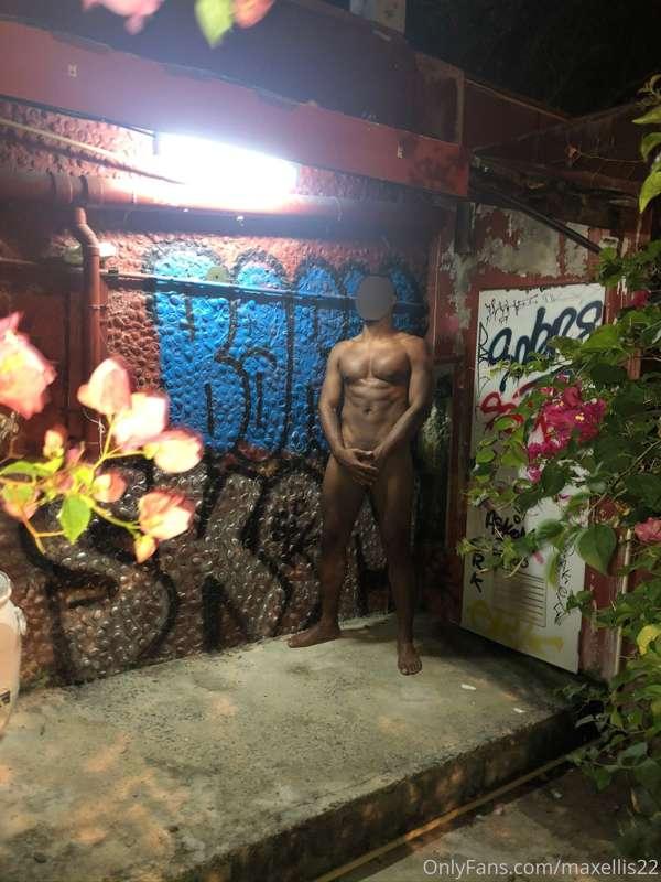 The muse around some art....or.... The Urban Tarzan....or.....