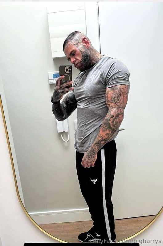 Gym time😈😈😈