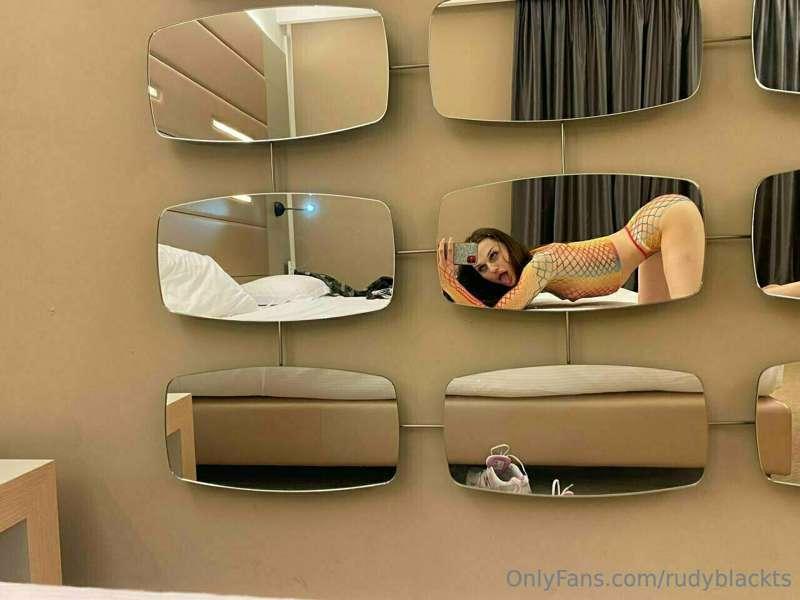 I love that and girls like girls like me even more 😈 do you ..