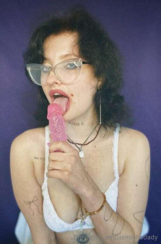 🔥 HOT FREE OFFER 🔥 Miss originality @y.jessica 🍓 looking for..