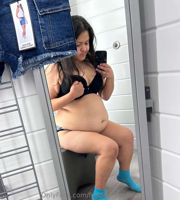 I never have luck finding comfy jeans with this bulging bell..