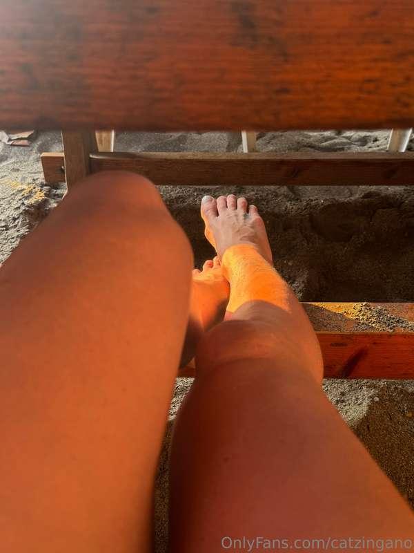 Hello from the beaches of Japan 🇯🇵 ☺️