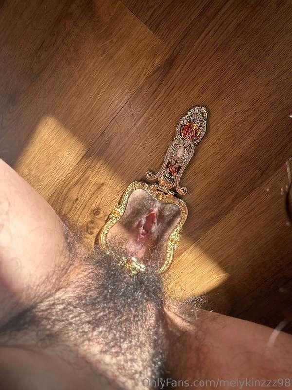 melykinzzz98 image #0
