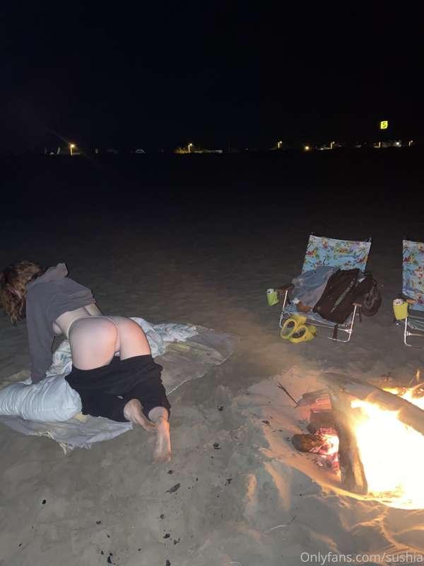 Hello and happy monday:) 

Today i have a 5:30 BEACH BLOWJOB..