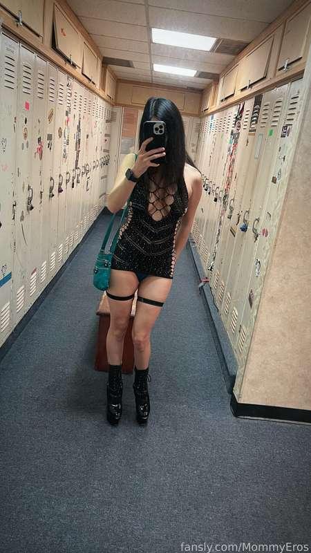A couple more in my lil black dress 🖤
