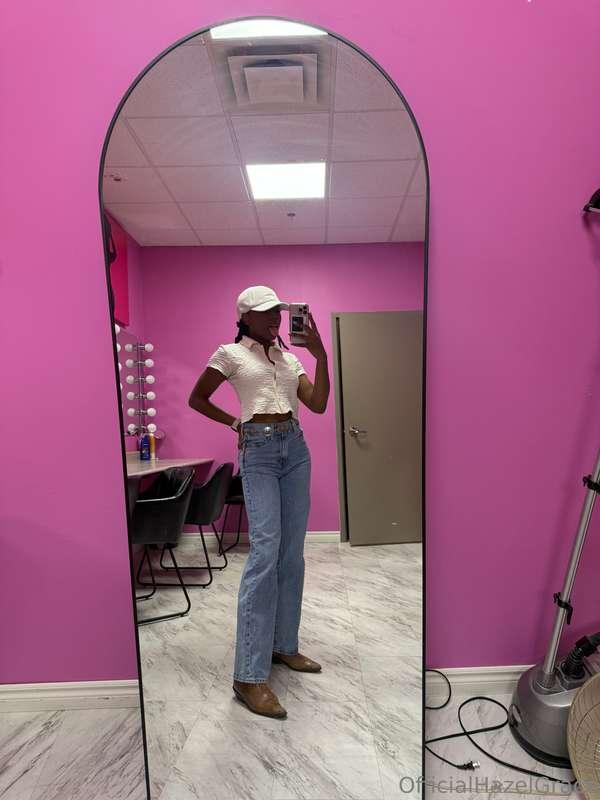 If you see this, it's your sign to DM me on my VIP account.