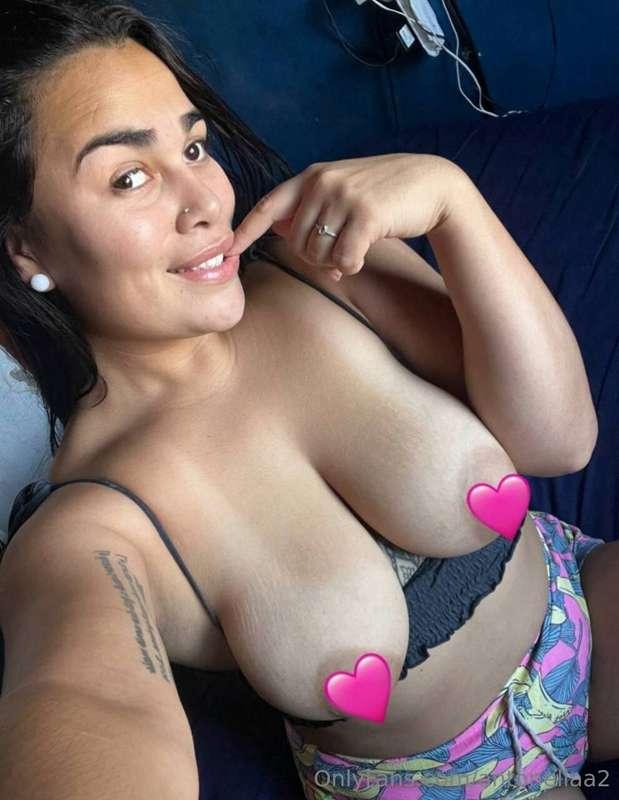 FREE FREE FREE🔥My friend @Yazminhott is a very naughty girl ..