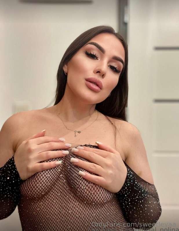 ❤️FREE ❤️@official_polina wants to ride your big throbbing c..