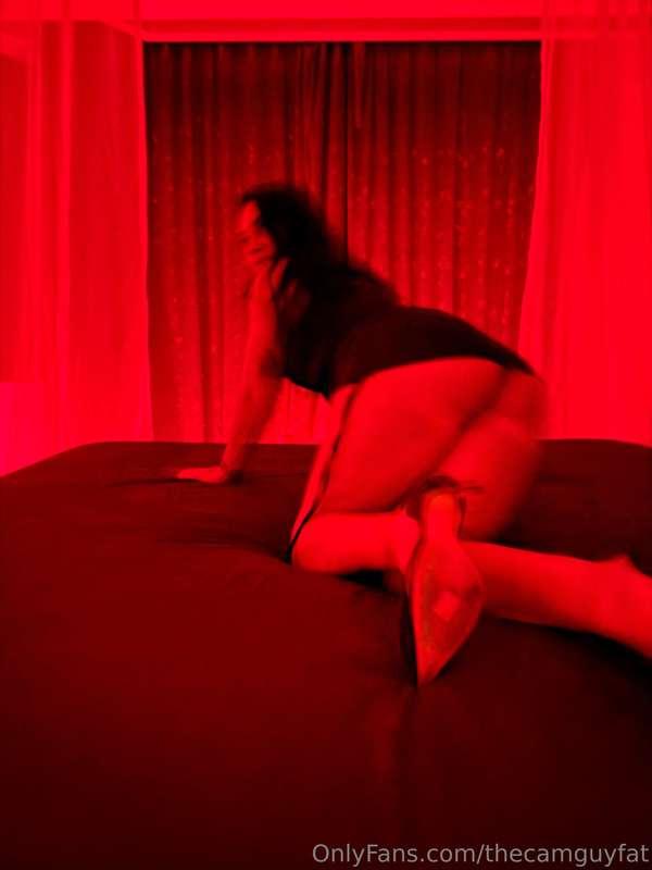 Friday I and @hotgiselle369 wanted to take some hidden cam p..