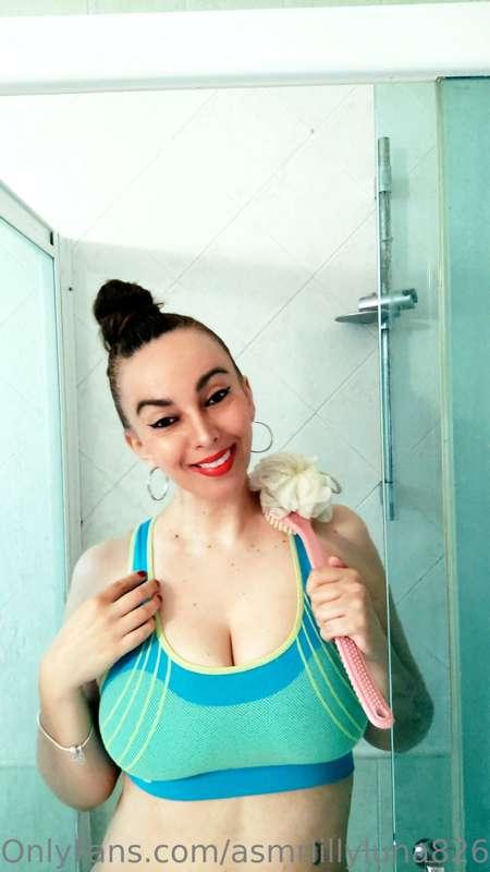 Pictures of my next ASMR YouTube video. Shower routine  🚿🚿🚿 ..