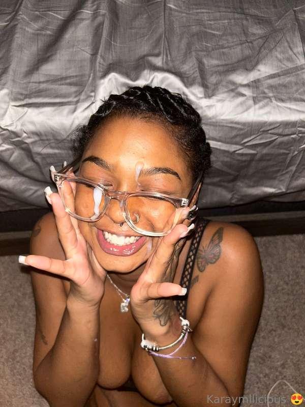 Check DM’s 🖤. Or Unlock for just $5 😱😱 I GOT ON MY KNEES & T..