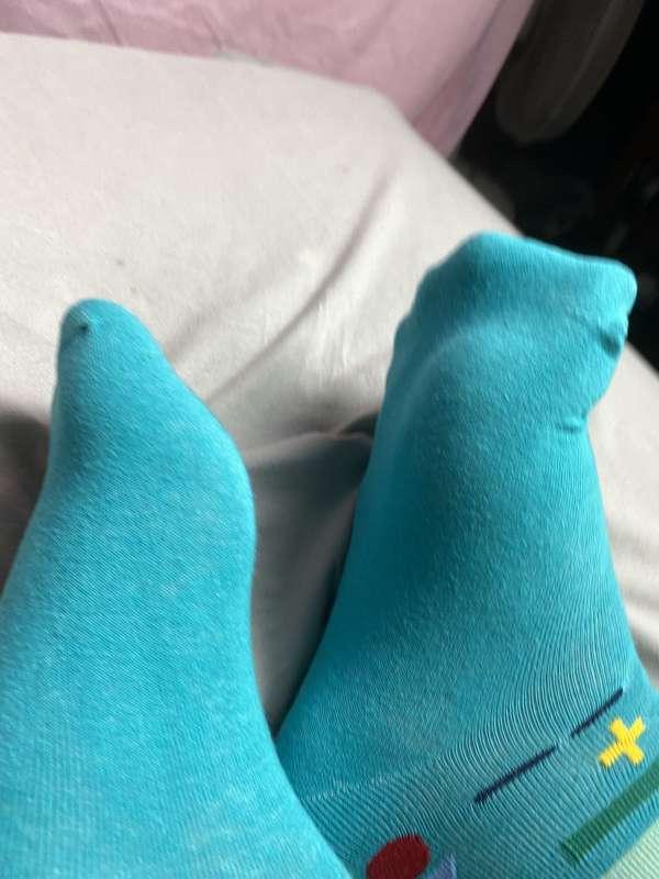 I definitely love those socks!