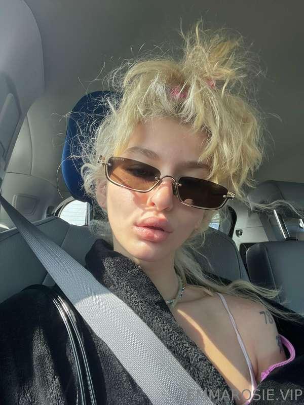 On my way! To get this crazy hair tamed ❤️