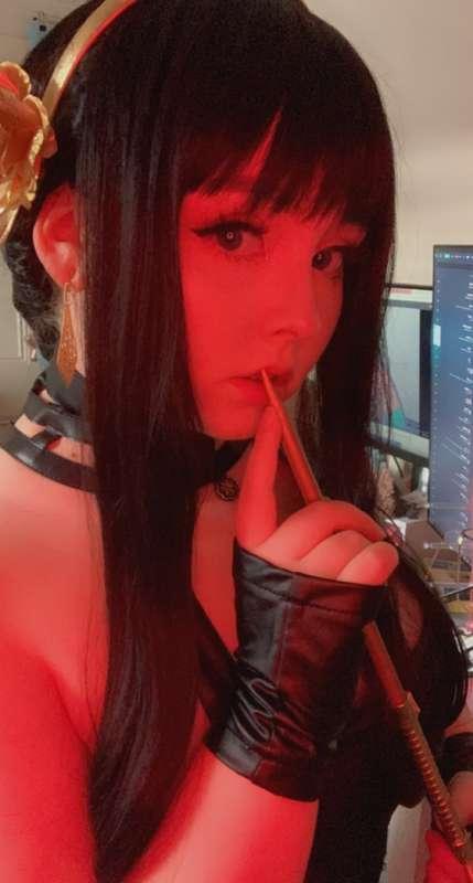YOR cosplay (mid tiers +)