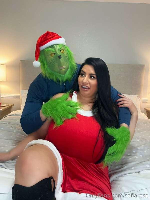 Sleigh-in' it this holiday season! 🎅 Have you seen my grinch..