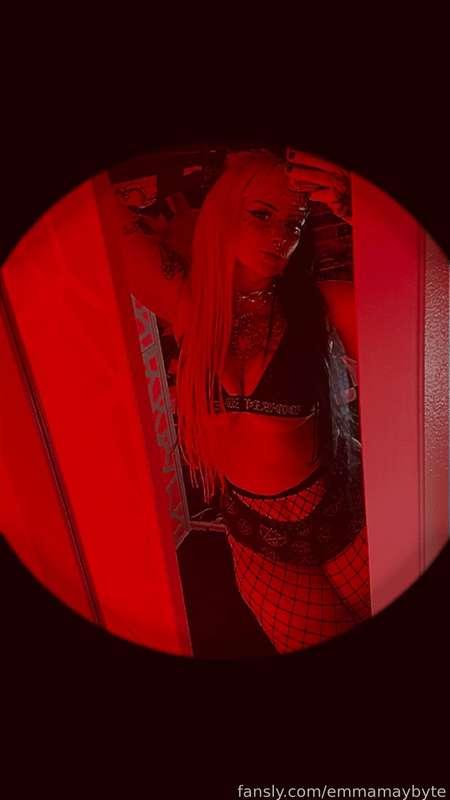 emmamaybyte image #9