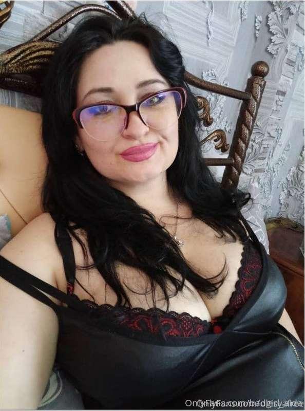 ⚜️ MOMMY CARA ⚜️

@lady_cara_free

I’m very naughty mommy an..