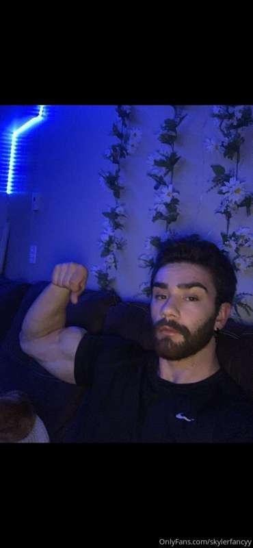 Been kinda sick the last few days but I’m feeling better tod..