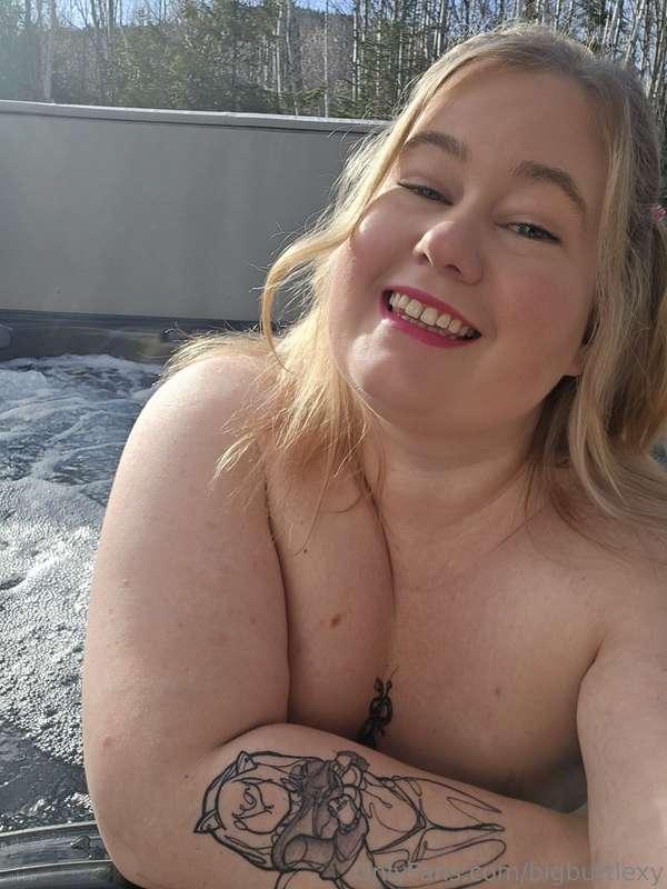# love skinny dipping *Shall cum to @lexynoppv for the best ..