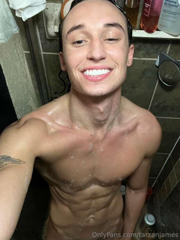 The next 25 to respond will get the rest of these shower pic..