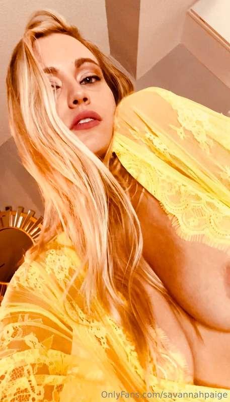 🥰 So I’m going live Wednesday night and I can’t wait!!! Fina..