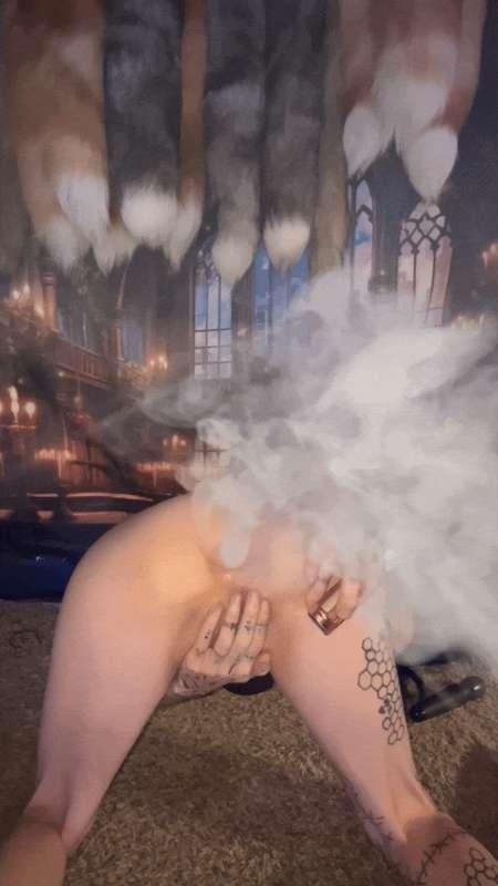 Ssssmokinnn 


#fyp #stoner #vape #smoking #gape #emo #goth #punk #alt #sizequeen #slowmo #anal  #butt #pussy #lewdtuber #egirl #slut #goodgirl #silly #freak #lgbtq