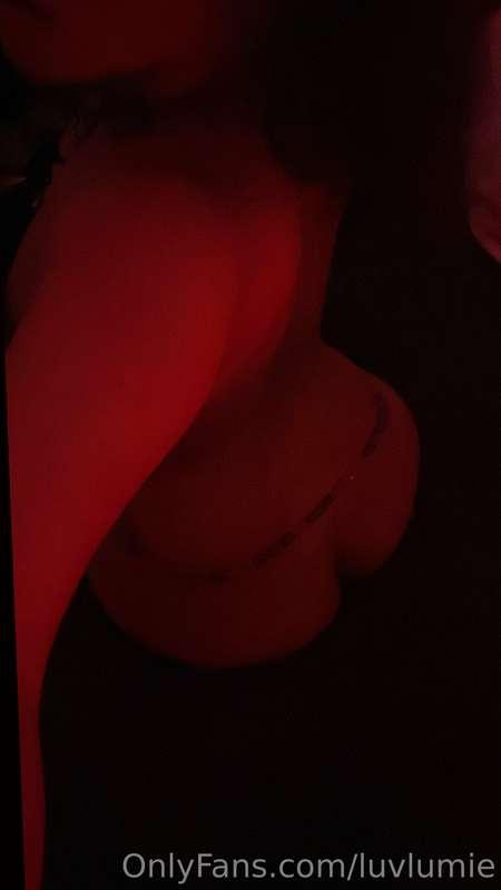 boywifeluci image #1