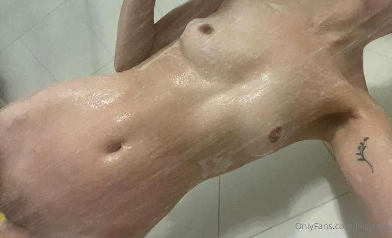 come shower with me 😈