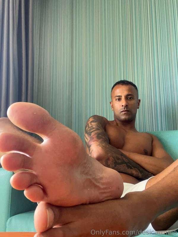 Are you ready to submit to daddy and worship my big alpha fe..
