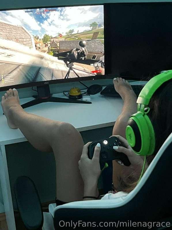 Can i play with your joysticks instead? 
