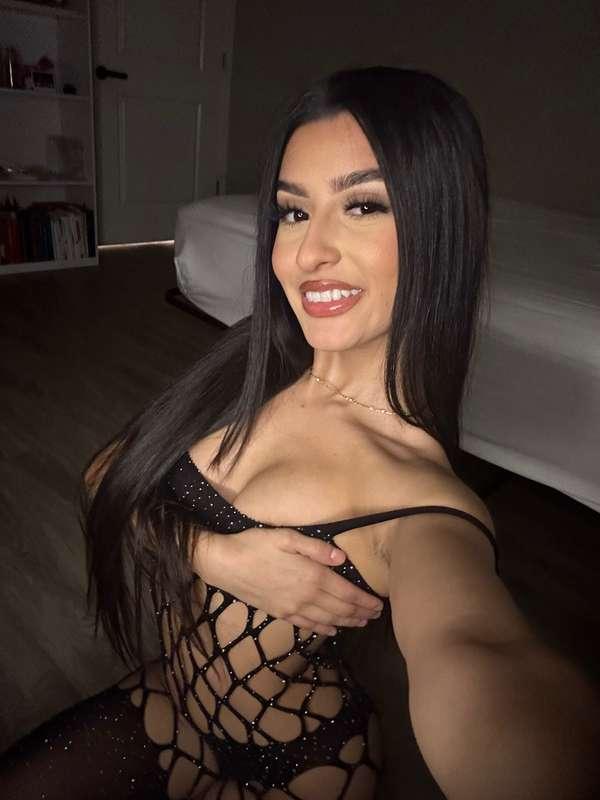 I want to play with your dick🍆 Just like I play in this vide..