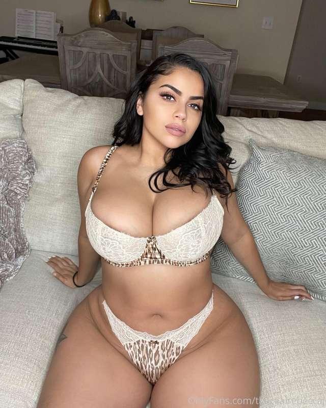 Make sure you subscribe to my VIP page. 
Lots of new collect..
