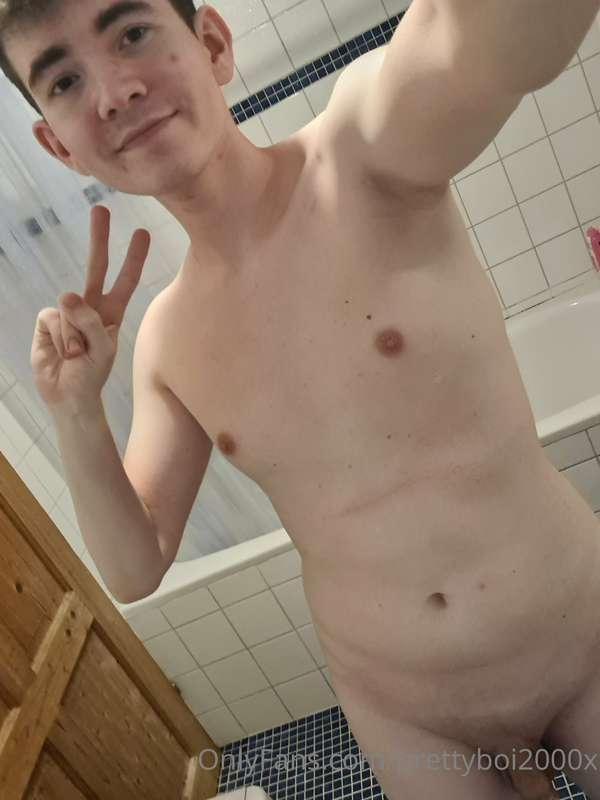 prettyboi2000x image #1