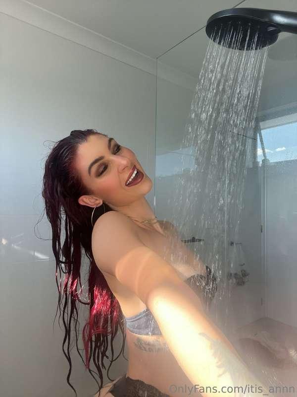 How I feel about having a shower at the end of a long day 💦