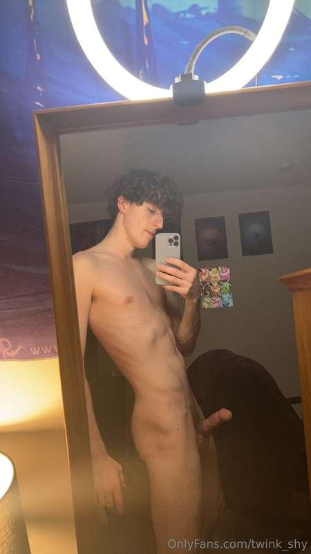 twink_shy image #5