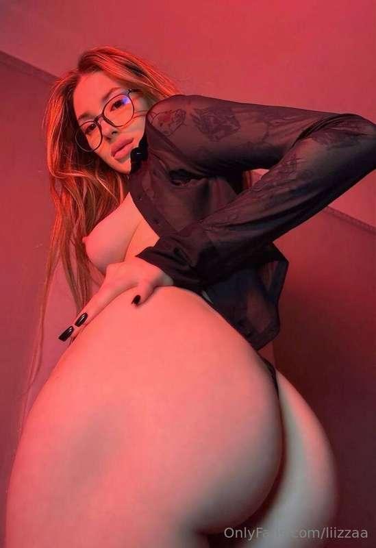 🔥😈 This wild-eyed beauty @alix_ashh can’t stop thinking abou..