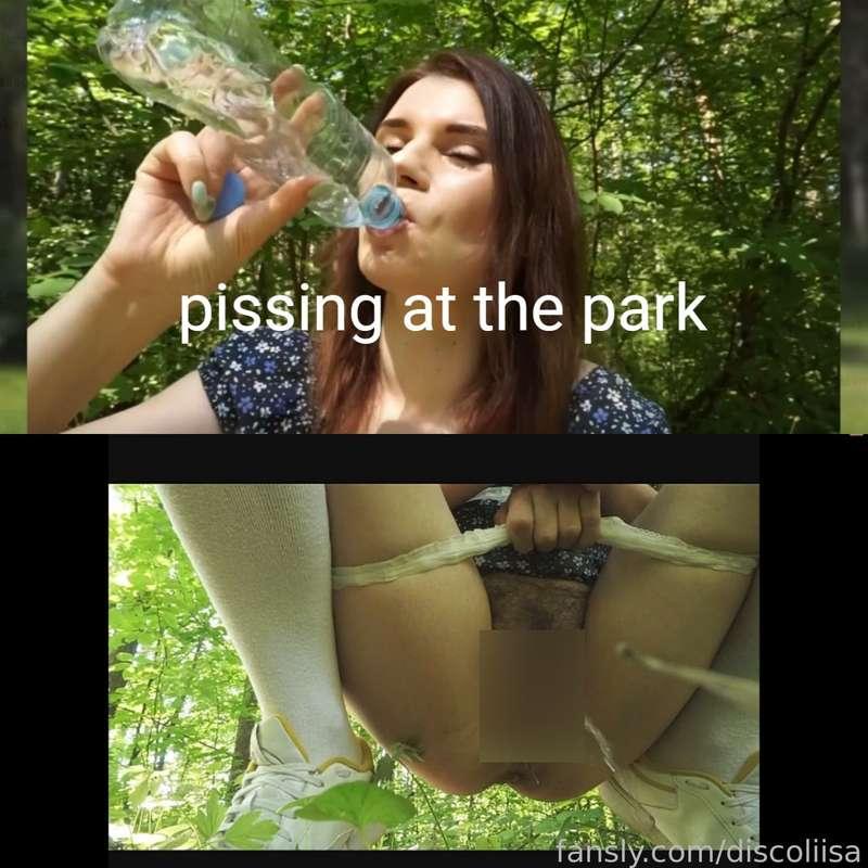 Drinking water and pissing at the park, i nearly got caught 🤣🤭😉

#pee #pissing #piss #watersports #urine #goldenshower #wee #toilet #toiletslave 