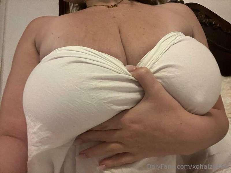 Good morning babies, make sure you check out last night's dm..