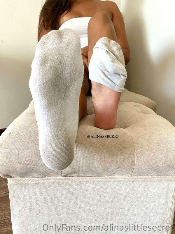 I’ve been walking around alllllll day. Be a good little foot..