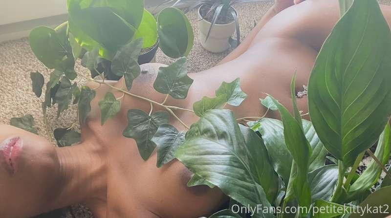 Happy Earth Day! 🌱 I wanted to show my appreciation for my p..