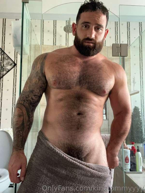Just got out the shower. Who wants to get dirty wit me?