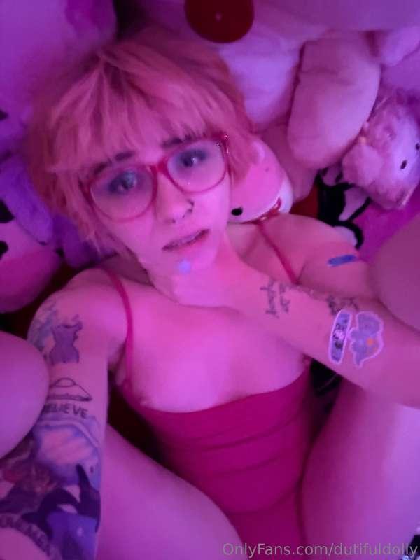 does the fear in my eyes turn you on daddy? do i make you wa..