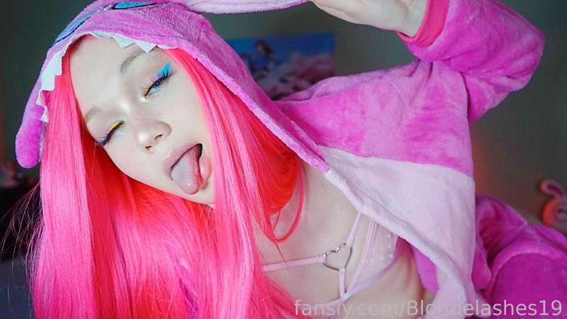 blondelashes19 image #1