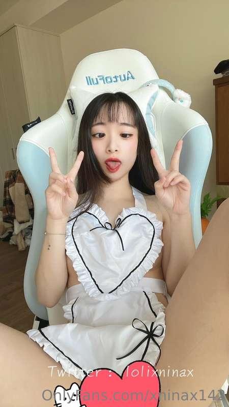 裸體圍裙系列