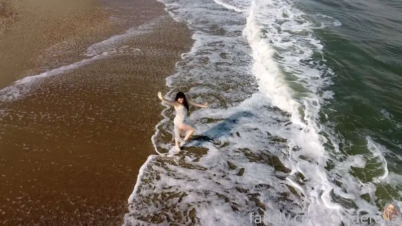 Summer-Aphrodite Part 3 (Photo)